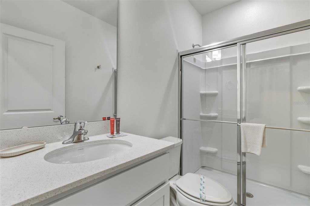For Sale: $939,000 (5 beds, 5 baths, 1906 Square Feet)