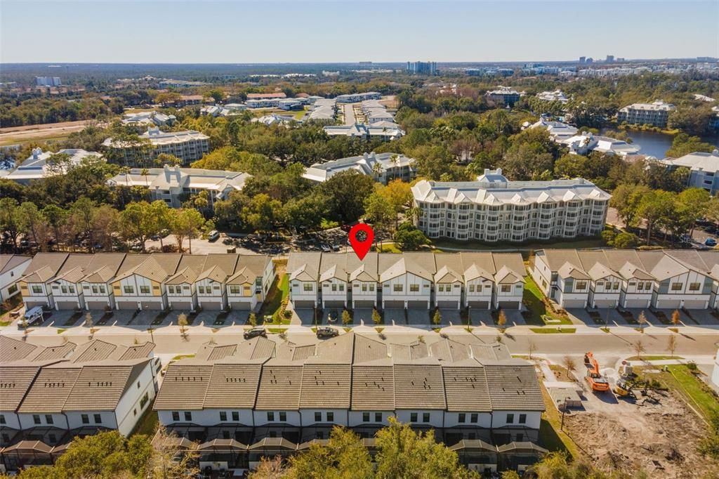 For Sale: $939,000 (5 beds, 5 baths, 1906 Square Feet)