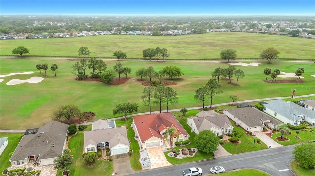 En Venta: $700,000 (4 camas, 2 baños, 2959 Pies cuadrados)