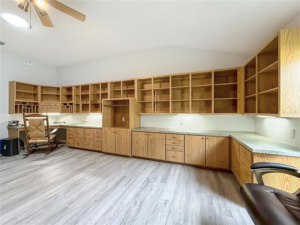 En Venta: $700,000 (4 camas, 2 baños, 2959 Pies cuadrados)