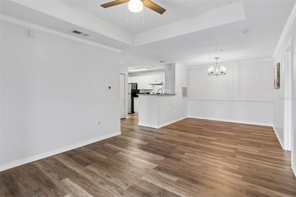 En Venta: $170,000 (2 camas, 2 baños, 1083 Pies cuadrados)