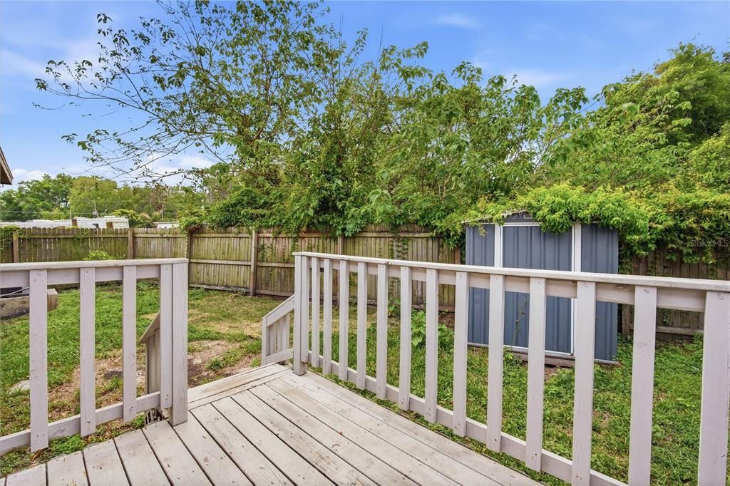 For Rent: $1,695 (3 beds, 2 baths, 864 Square Feet)