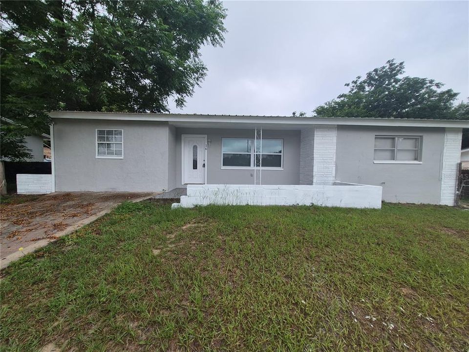 For Rent: $1,299 (3 beds, 1 baths, 1140 Square Feet)