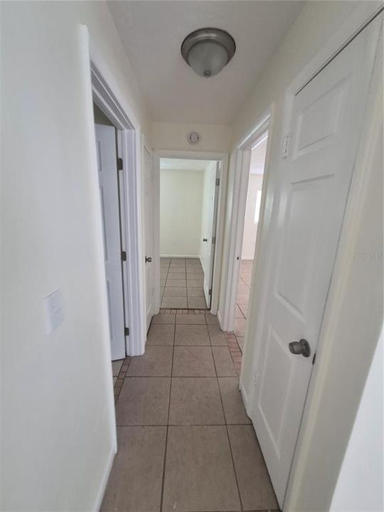 For Rent: $1,299 (3 beds, 1 baths, 1140 Square Feet)