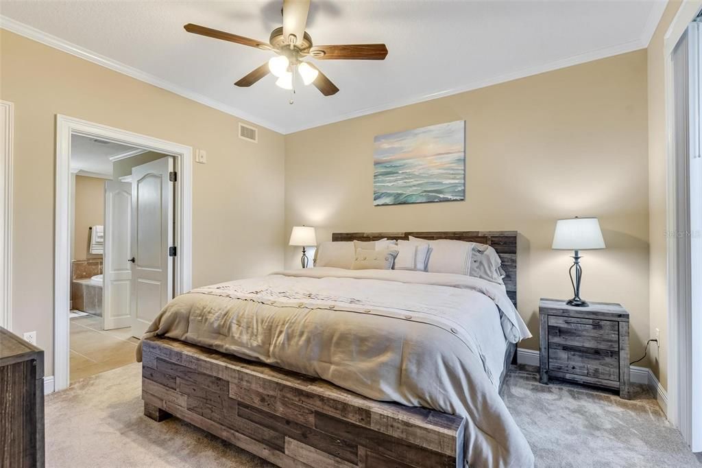 For Rent: $2,500 (3 beds, 2 baths, 1344 Square Feet)