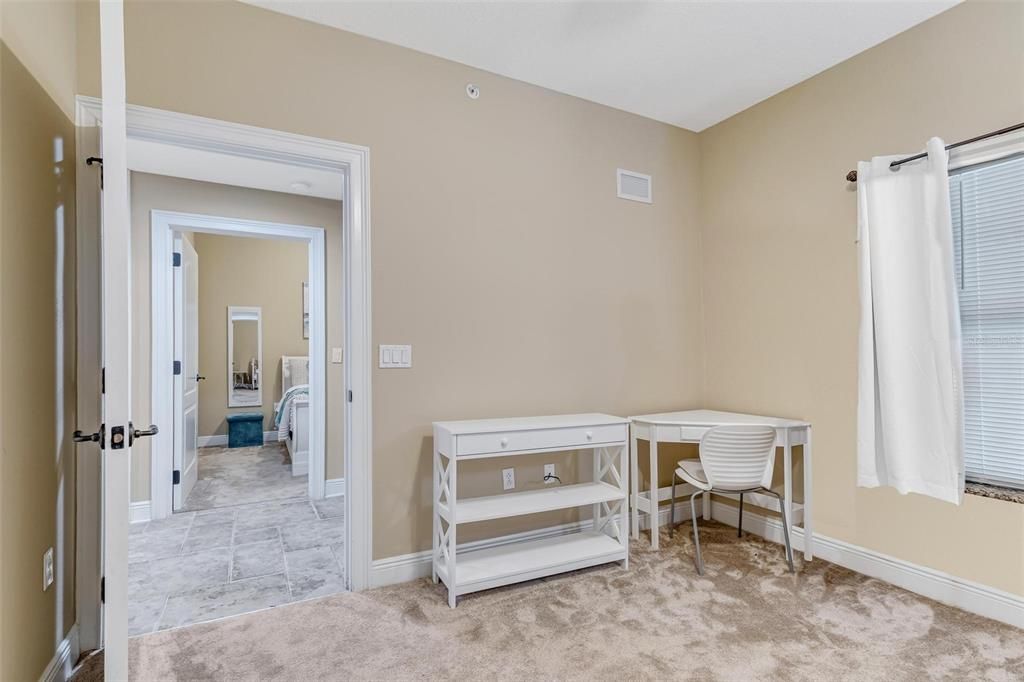 For Rent: $2,500 (3 beds, 2 baths, 1344 Square Feet)