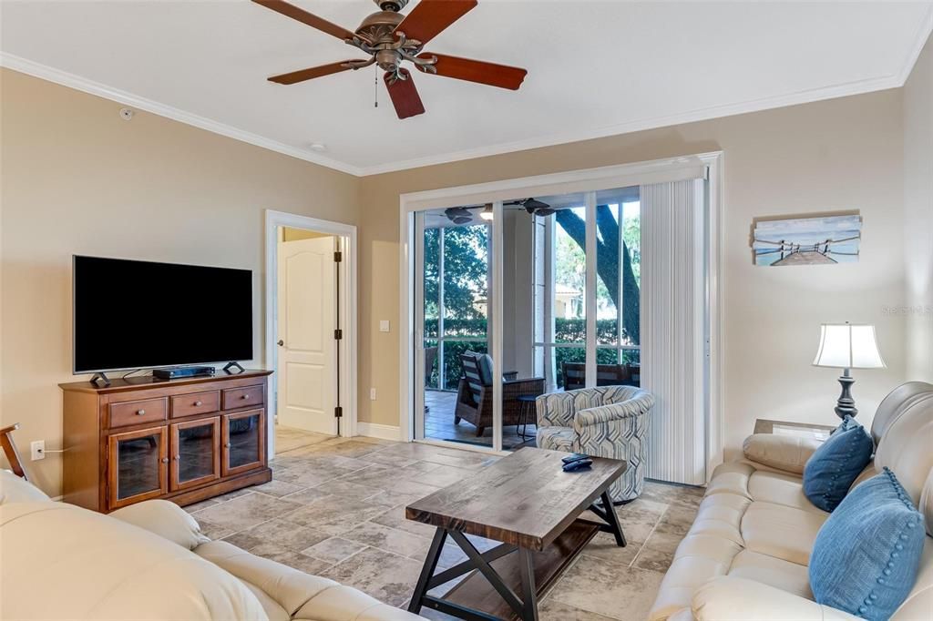 For Rent: $2,500 (3 beds, 2 baths, 1344 Square Feet)