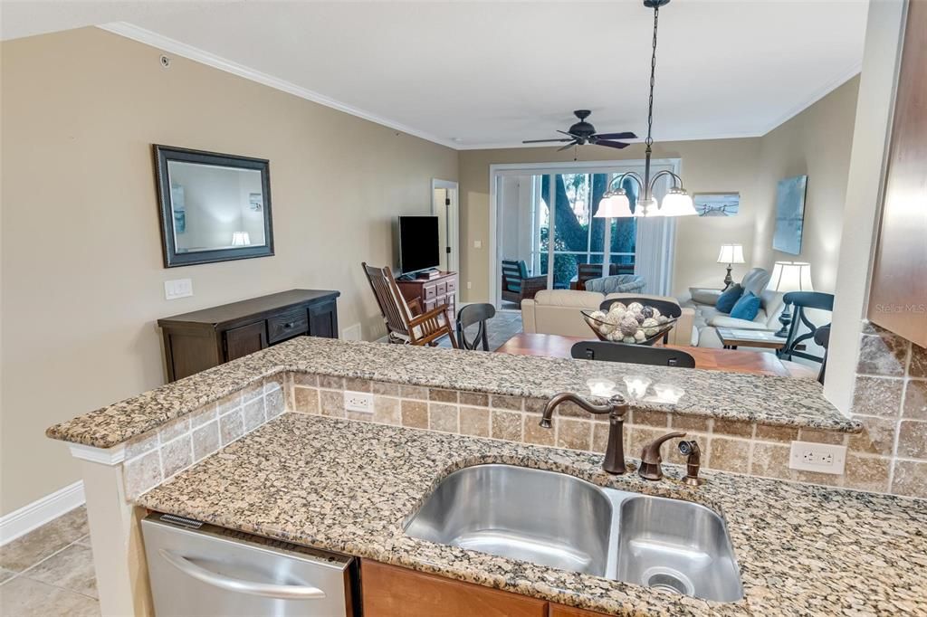 For Rent: $2,500 (3 beds, 2 baths, 1344 Square Feet)