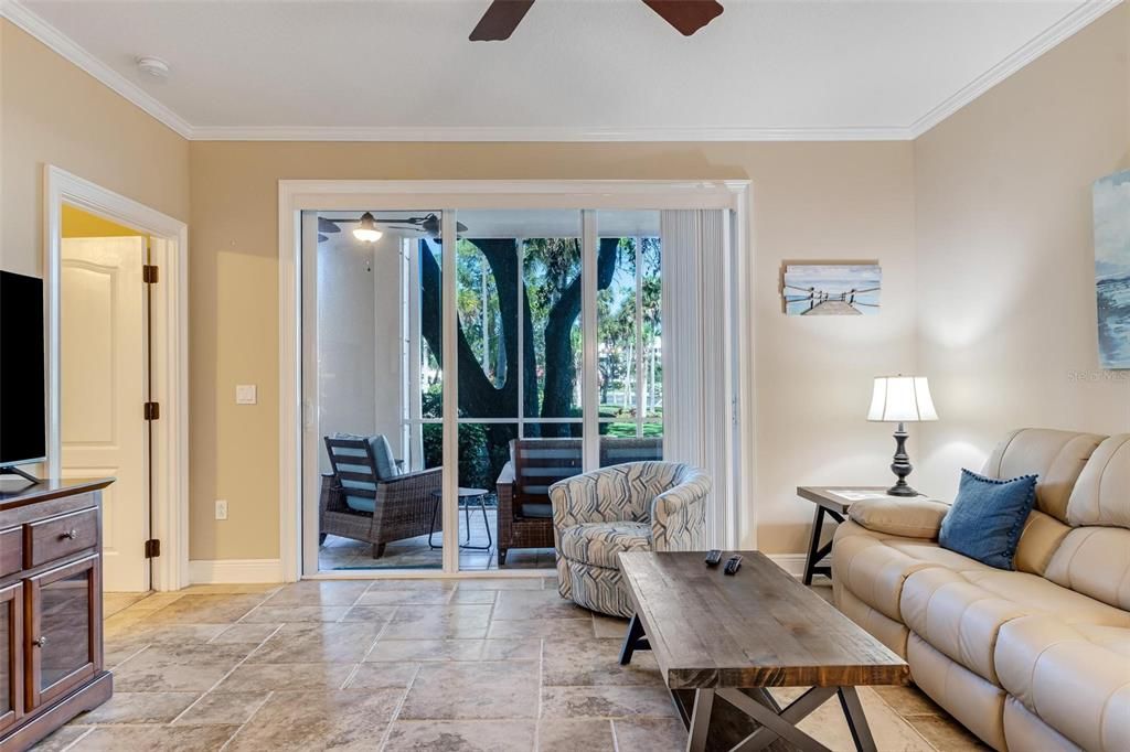 For Rent: $2,500 (3 beds, 2 baths, 1344 Square Feet)
