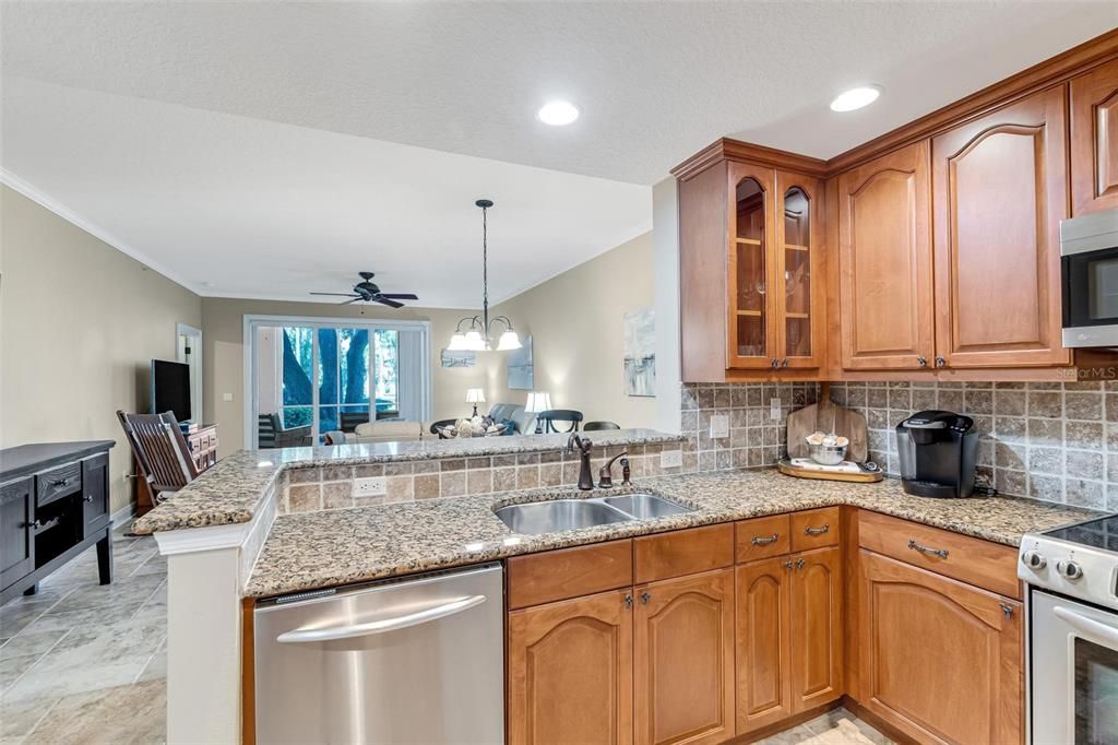 For Rent: $2,500 (3 beds, 2 baths, 1344 Square Feet)
