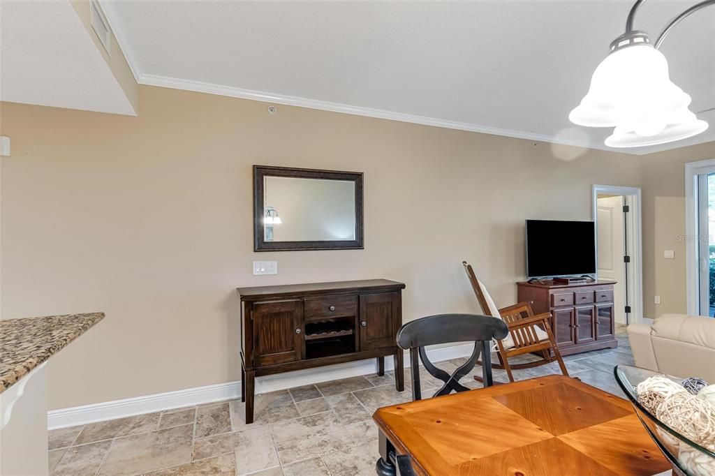 For Rent: $2,500 (3 beds, 2 baths, 1344 Square Feet)