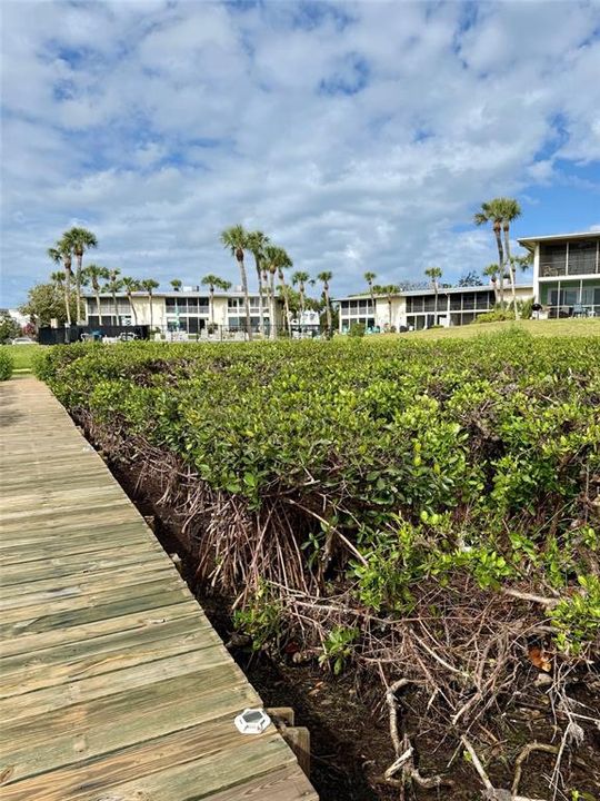 For Rent: $2,300 (2 beds, 2 baths, 1479 Square Feet)