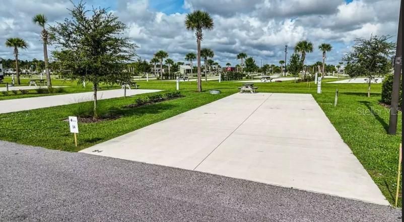 На продажу: $90,000 (0.09 acres)