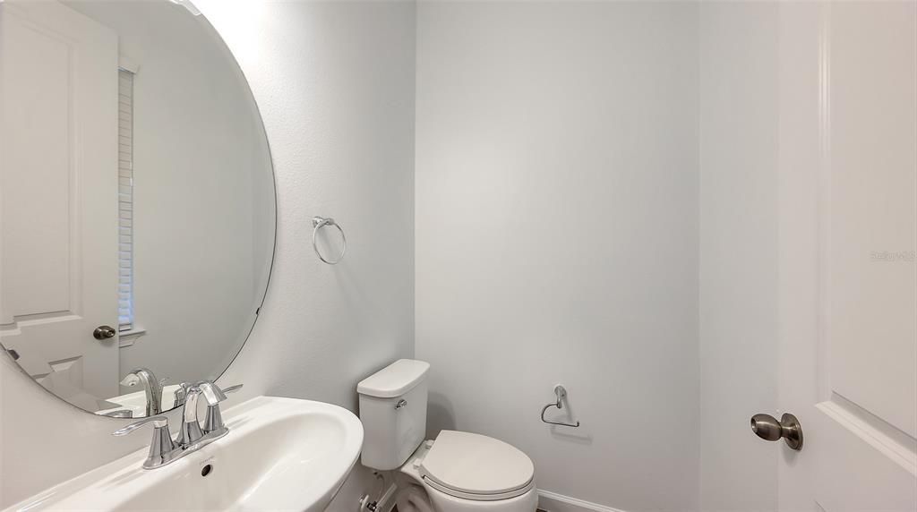 Active With Contract: $349,999 (3 beds, 2 baths, 1799 Square Feet)