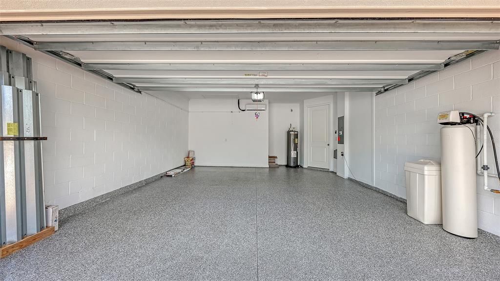 Active With Contract: $349,999 (3 beds, 2 baths, 1799 Square Feet)