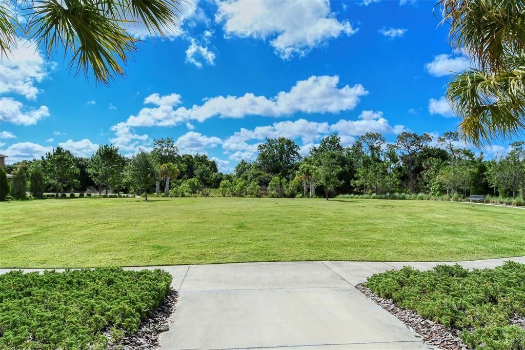 Active With Contract: $349,999 (3 beds, 2 baths, 1799 Square Feet)