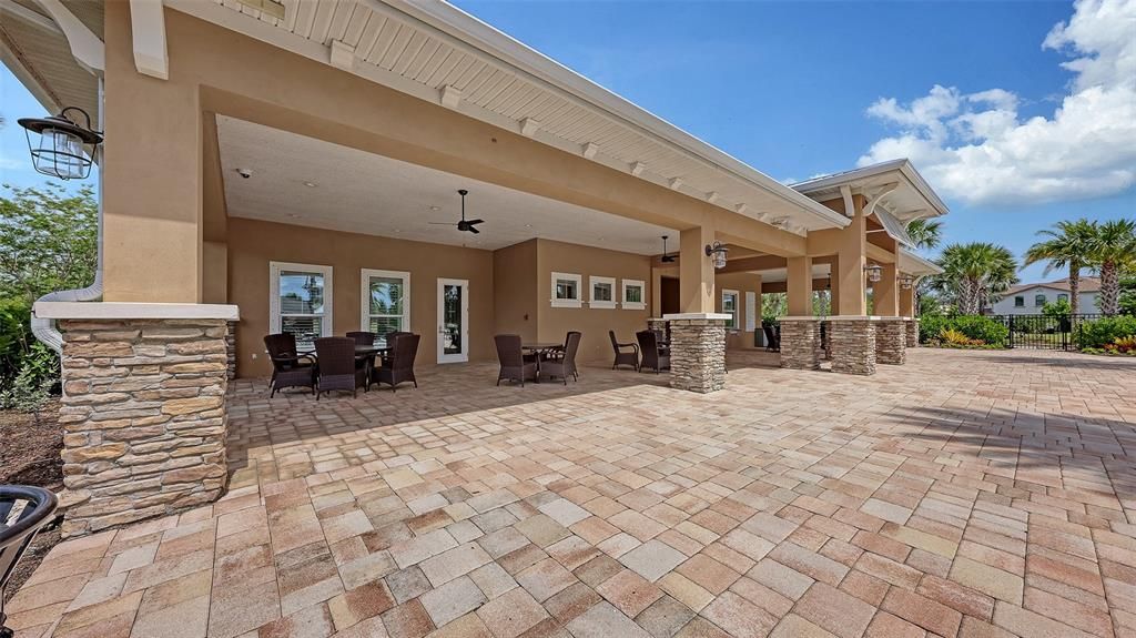 Active With Contract: $349,999 (3 beds, 2 baths, 1799 Square Feet)