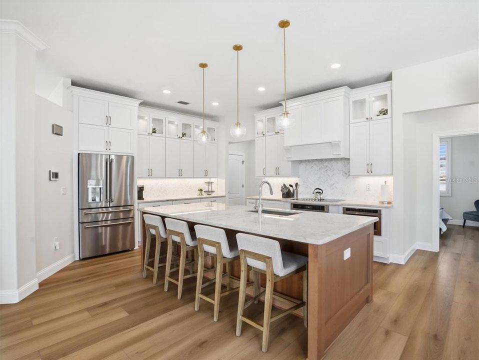For Sale: $1,525,000 (3 beds, 2 baths, 2092 Square Feet)