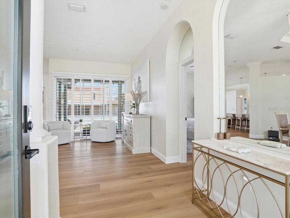 For Sale: $1,525,000 (3 beds, 2 baths, 2092 Square Feet)