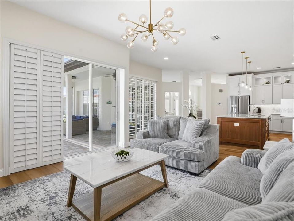 For Sale: $1,525,000 (3 beds, 2 baths, 2092 Square Feet)