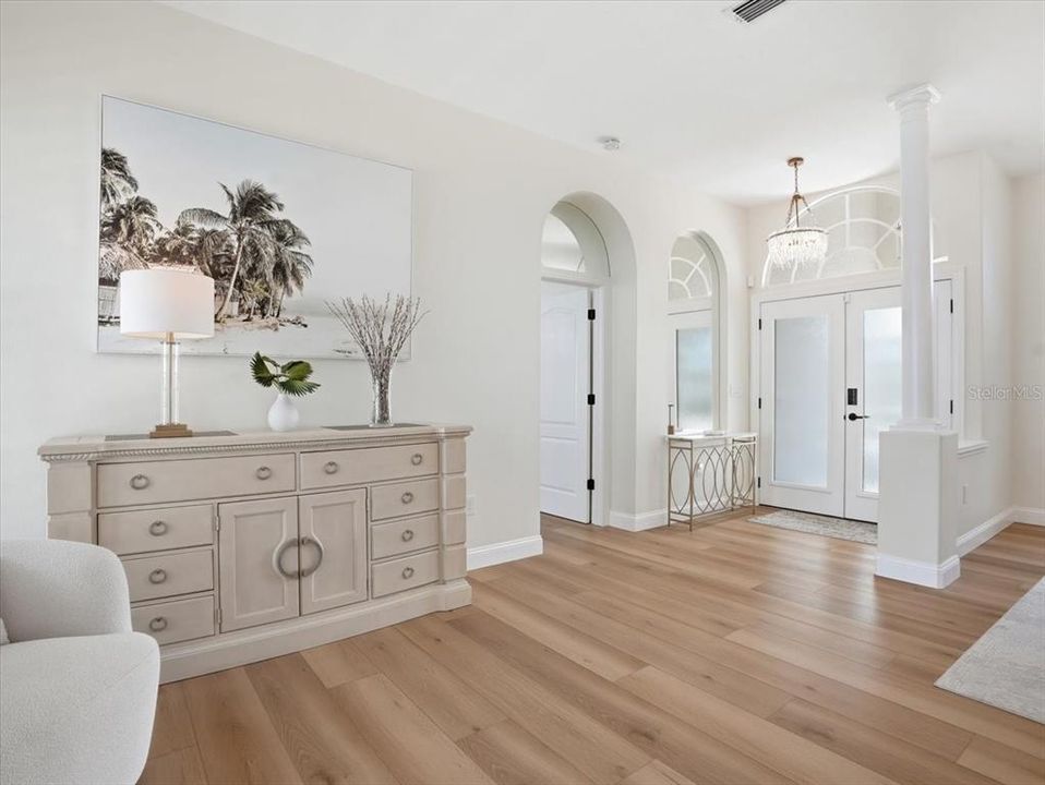 For Sale: $1,525,000 (3 beds, 2 baths, 2092 Square Feet)
