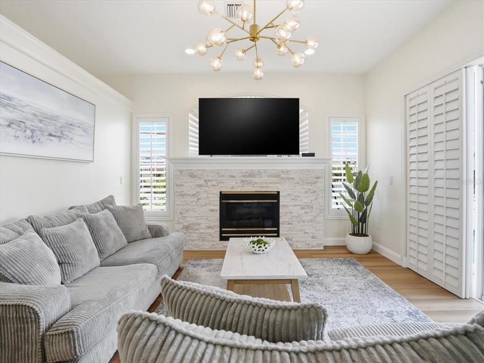 For Sale: $1,525,000 (3 beds, 2 baths, 2092 Square Feet)