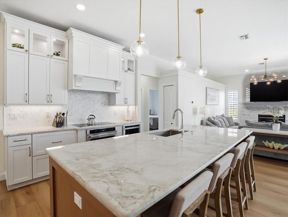 For Sale: $1,525,000 (3 beds, 2 baths, 2092 Square Feet)