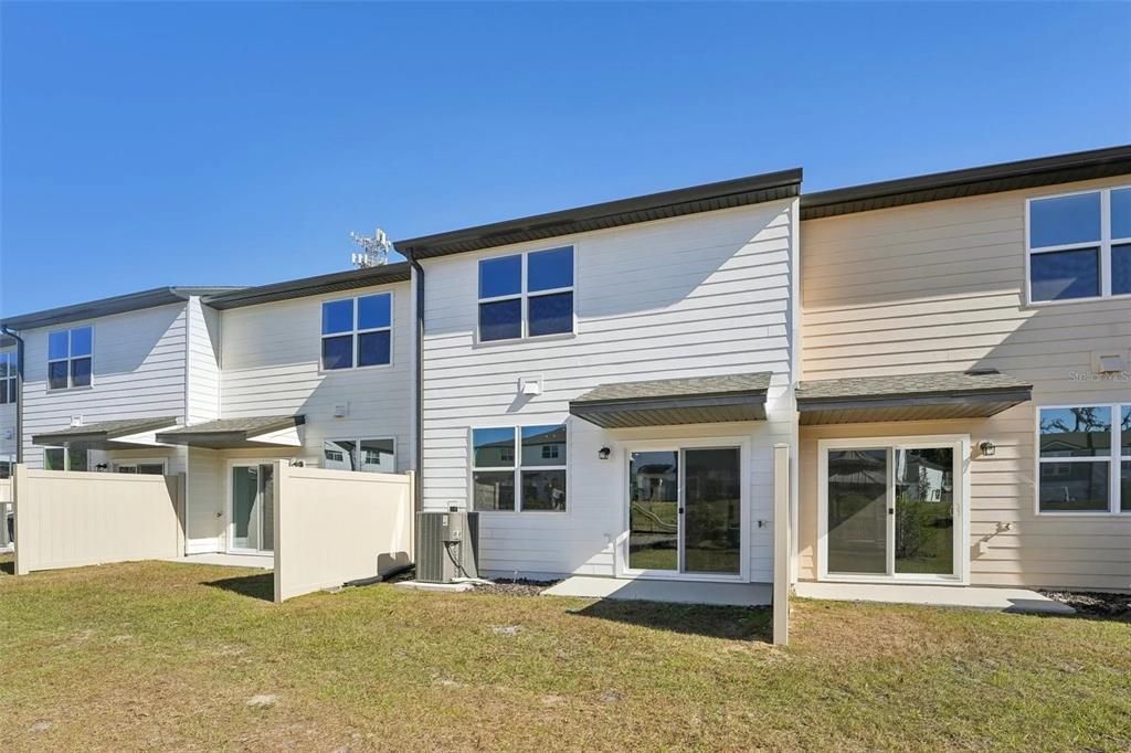 Active With Contract: $229,990 (3 beds, 2 baths, 1386 Square Feet)