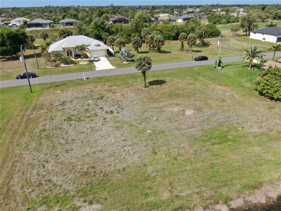 待售: $99,000 (0.44 acres)