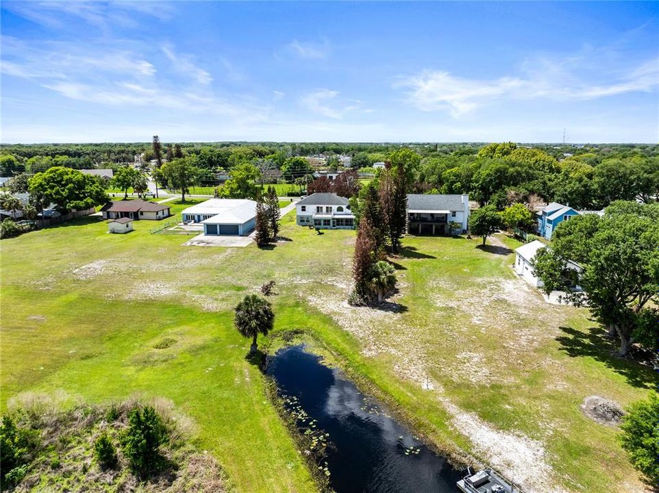 For Sale: $668,000 (5 beds, 4 baths, 2806 Square Feet)
