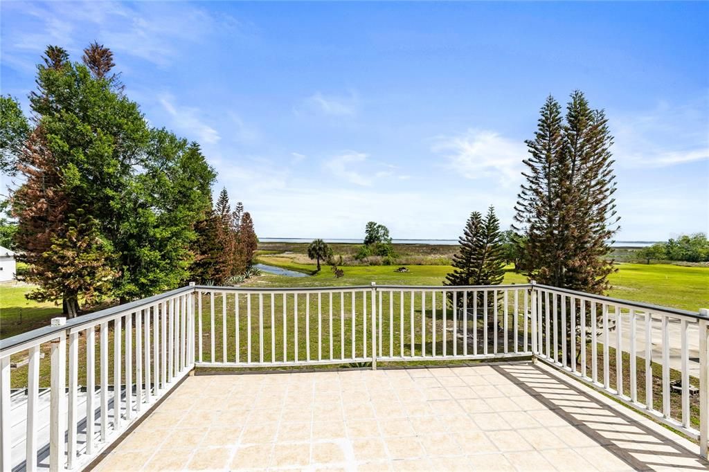 For Sale: $668,000 (5 beds, 4 baths, 2806 Square Feet)