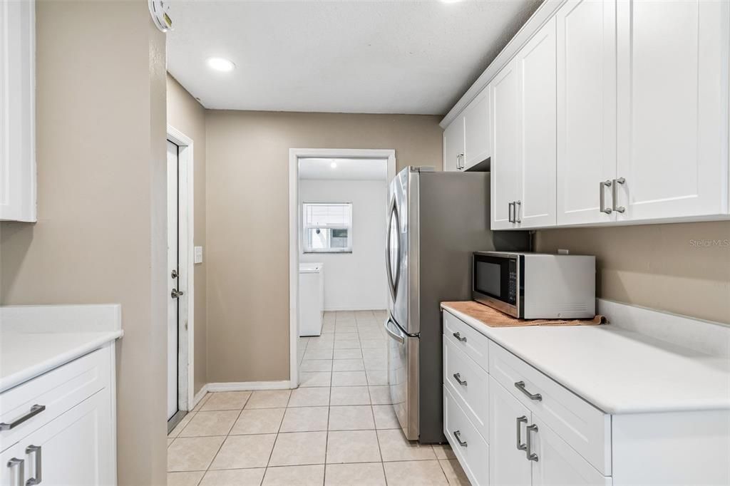 Activo con contrato: $239,900 (2 camas, 2 baños, 1180 Pies cuadrados)