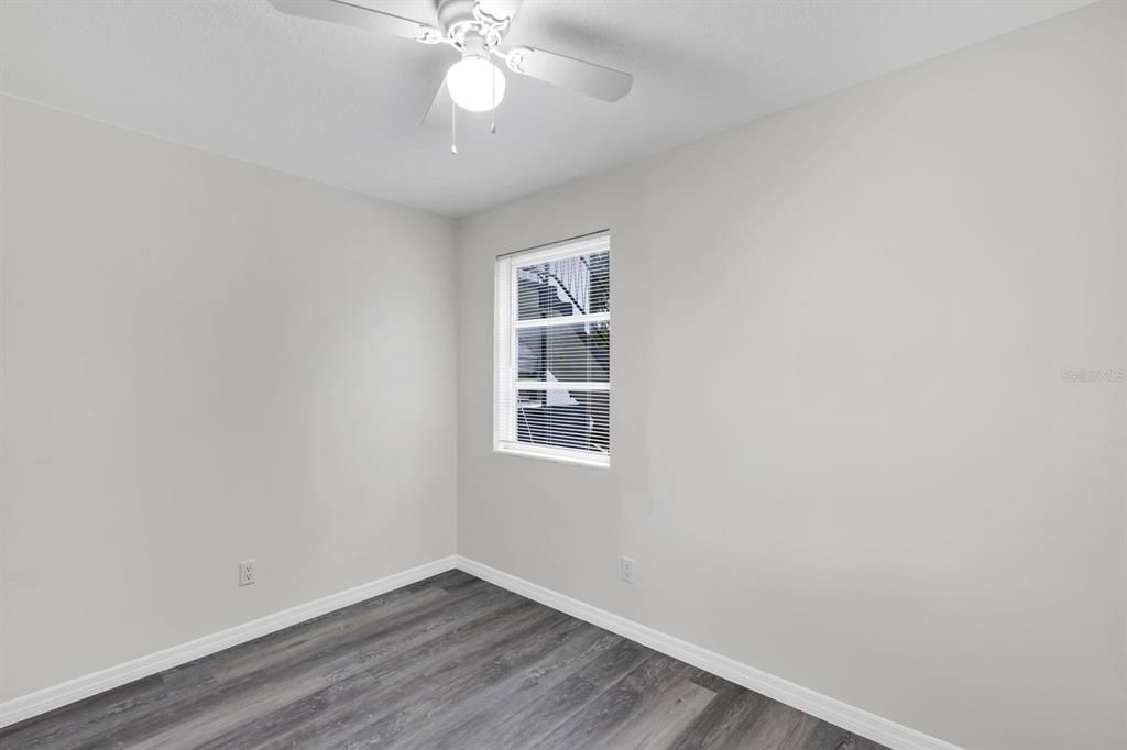 For Rent: $1,390 (2 beds, 1 baths, 816 Square Feet)