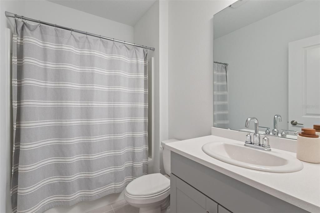 For Rent: $2,645 (4 beds, 3 baths, 2106 Square Feet)