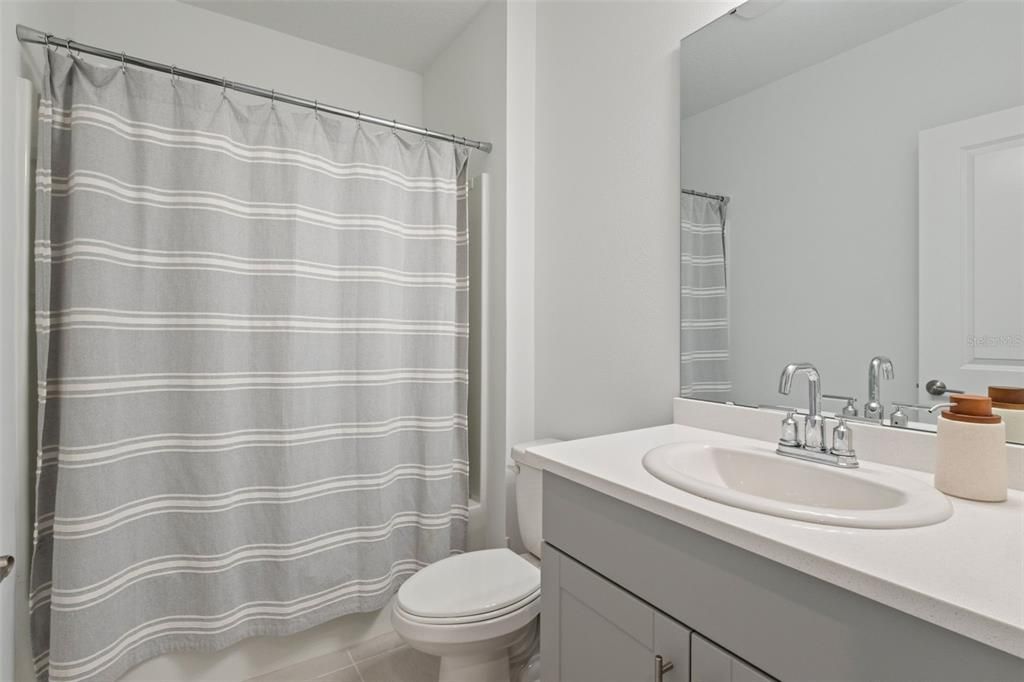 For Rent: $2,645 (4 beds, 3 baths, 2106 Square Feet)