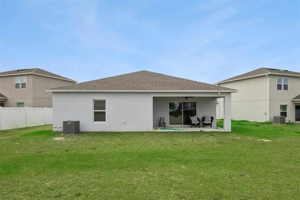 For Rent: $2,645 (4 beds, 3 baths, 2106 Square Feet)