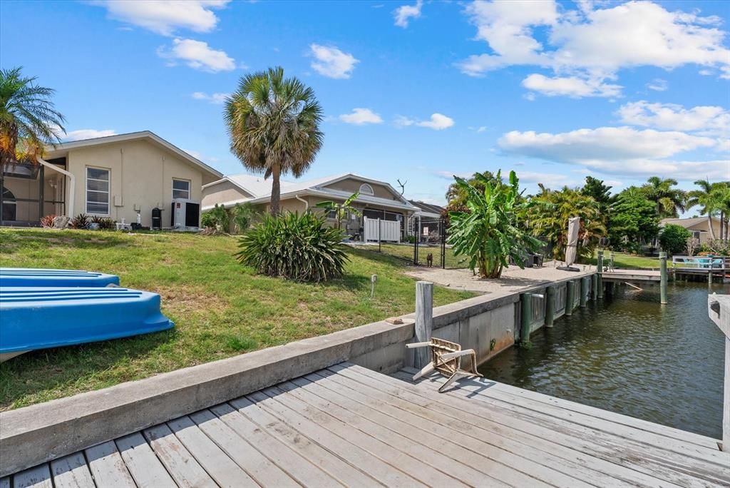 Active With Contract: $499,999 (3 beds, 2 baths, 2432 Square Feet)