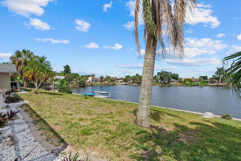 Active With Contract: $499,999 (3 beds, 2 baths, 2432 Square Feet)
