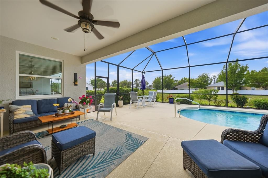 En Venta: $524,900 (3 camas, 2 baños, 2202 Pies cuadrados)