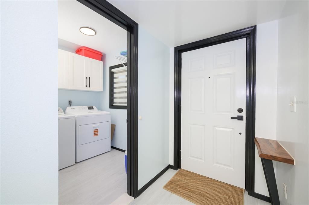 For Sale: $379,900 (2 beds, 2 baths, 1150 Square Feet)