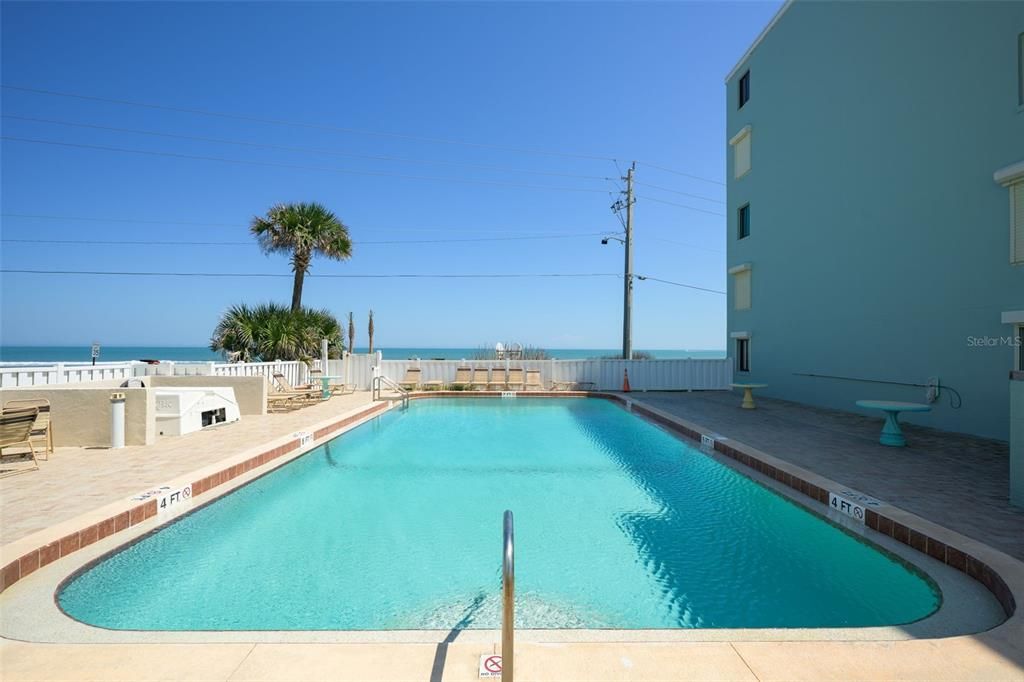 For Sale: $379,900 (2 beds, 2 baths, 1150 Square Feet)