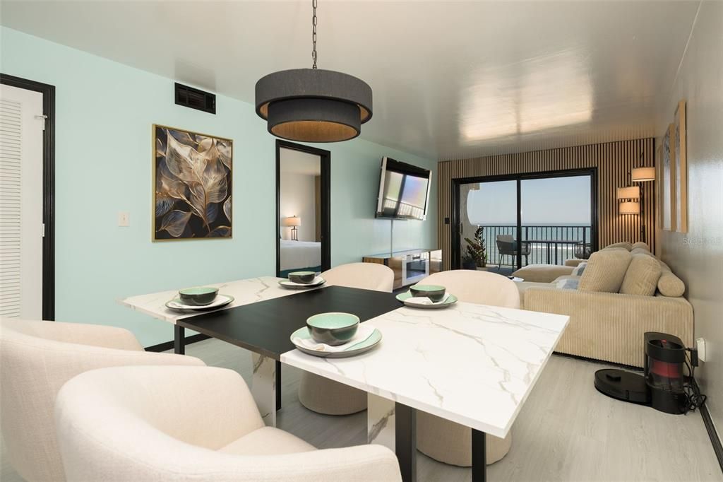 For Sale: $379,900 (2 beds, 2 baths, 1150 Square Feet)