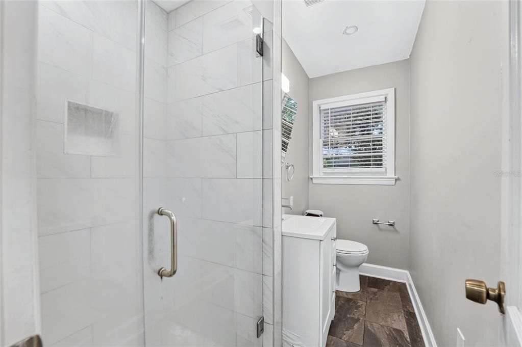 For Sale: $549,000 (5 beds, 3 baths, 2653 Square Feet)