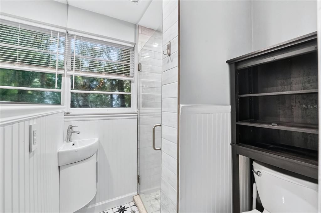 For Sale: $549,000 (5 beds, 3 baths, 2653 Square Feet)