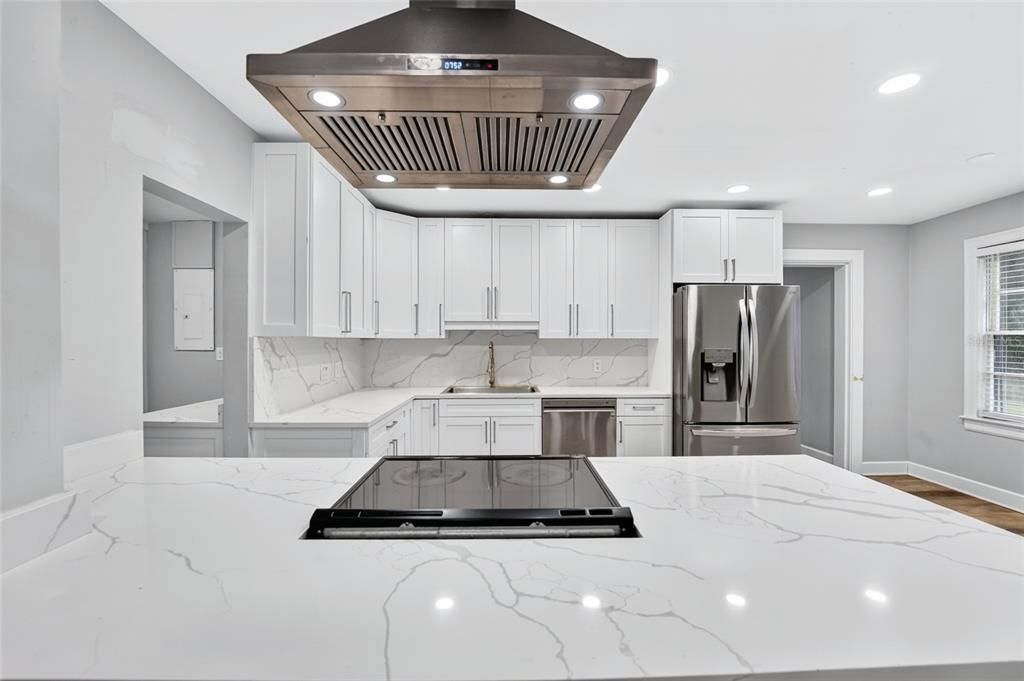 For Sale: $549,000 (5 beds, 3 baths, 2653 Square Feet)