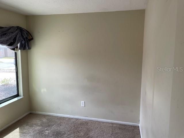 Active With Contract: $1,500 (2 beds, 2 baths, 868 Square Feet)