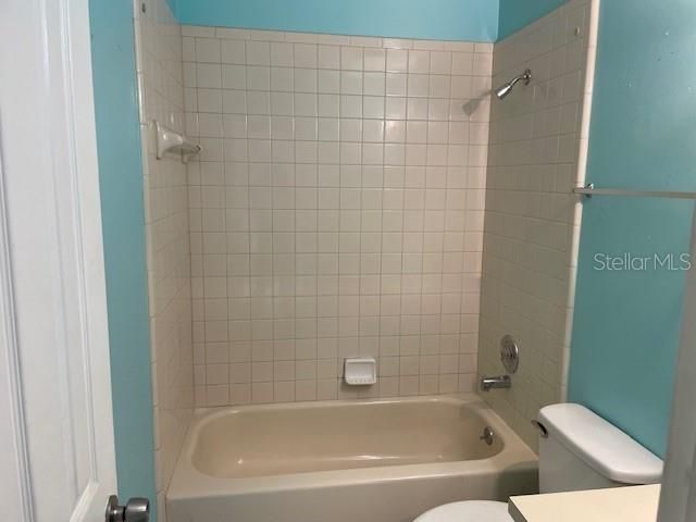 Active With Contract: $1,500 (2 beds, 2 baths, 868 Square Feet)