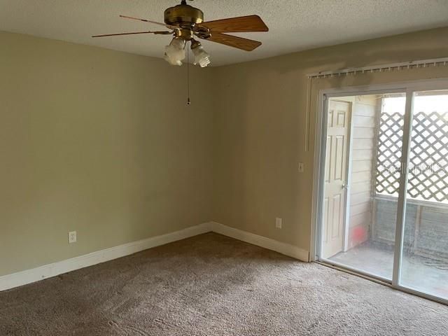 Active With Contract: $1,500 (2 beds, 2 baths, 868 Square Feet)
