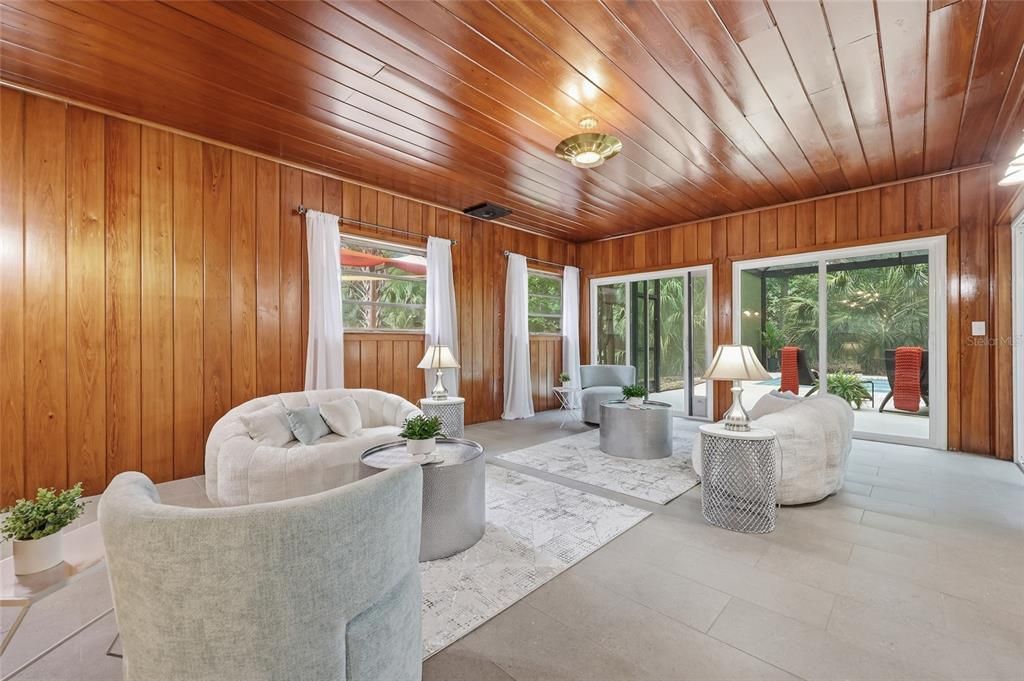 На продажу: $694,900 (4 спален, 3 ванн, 2885 Квадратных фут)