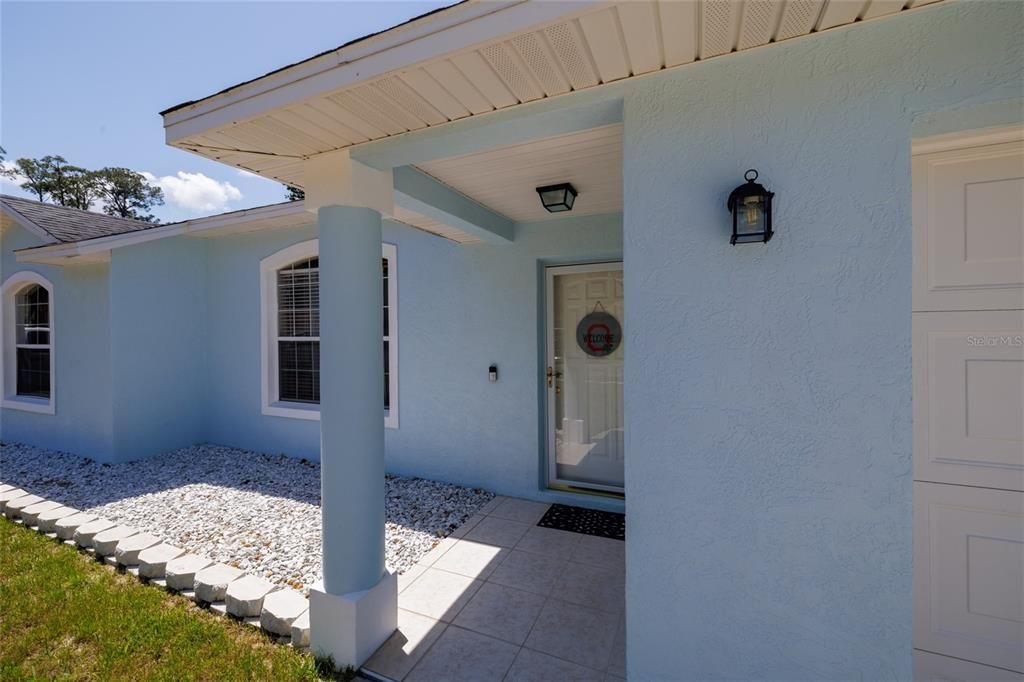 En Venta: $385,000 (3 camas, 2 baños, 1239 Pies cuadrados)